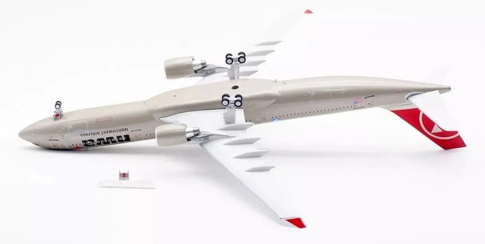 WB MODELS A330-323 NORTHWEST AIRLINES REG: N806NW