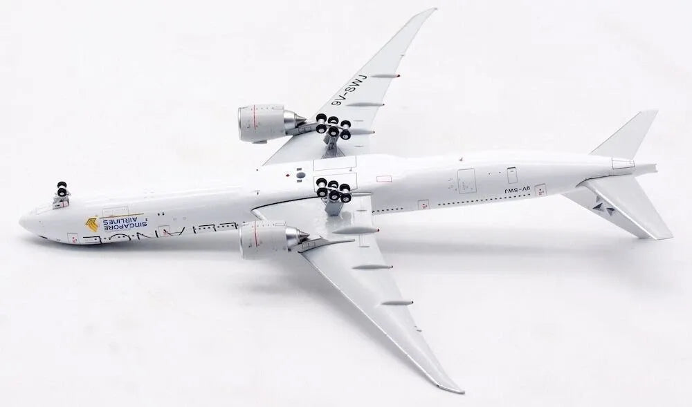 WB MODELS B777-312/ER SINGAPORE AIRLINES "STAR ALLIANCE" REG: 9V-SWJ
