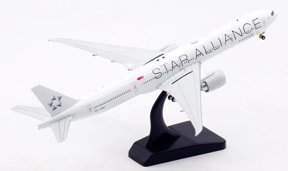 WB MODELS B777-312/ER SINGAPORE AIRLINES "STAR ALLIANCE" REG: 9V-SWJ