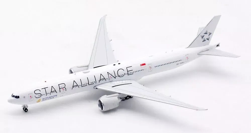 WB MODELS B777-312/ER SINGAPORE AIRLINES "STAR ALLIANCE" REG: 9V-SWJ
