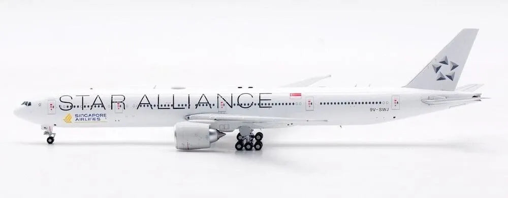 WB MODELS B777-312/ER SINGAPORE AIRLINES "STAR ALLIANCE" REG: 9V-SWJ