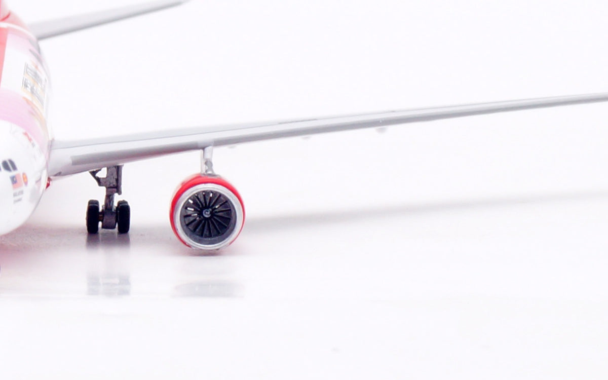 WB MODELS A330-343 AIRASIA X REG: 9M-XXB