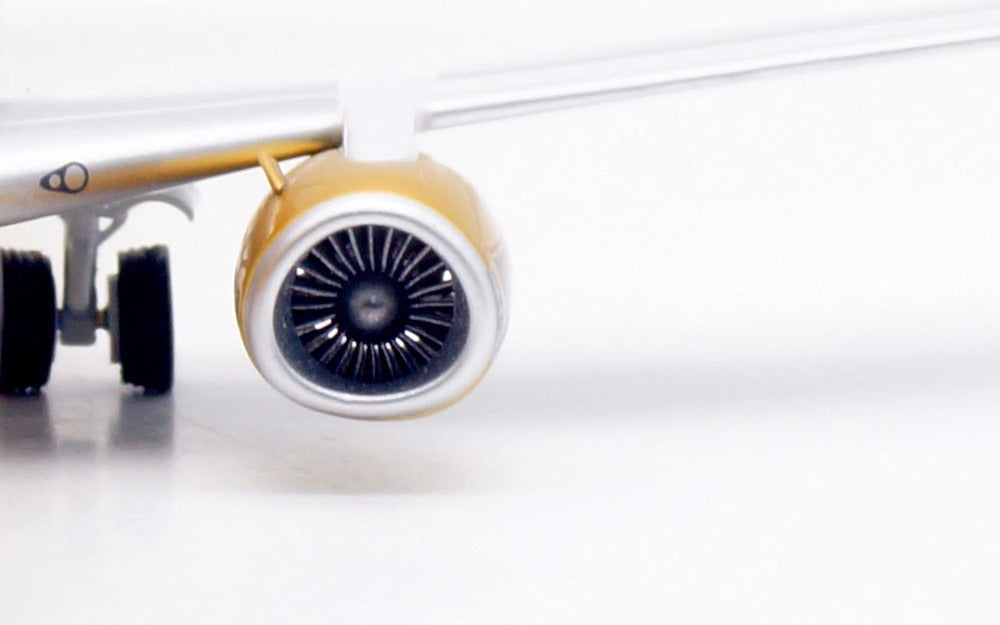 WB MODELS B737-3Q8 WESTERN PACIFIC AIRLINES "SAMS TOWN" REG: N956WP