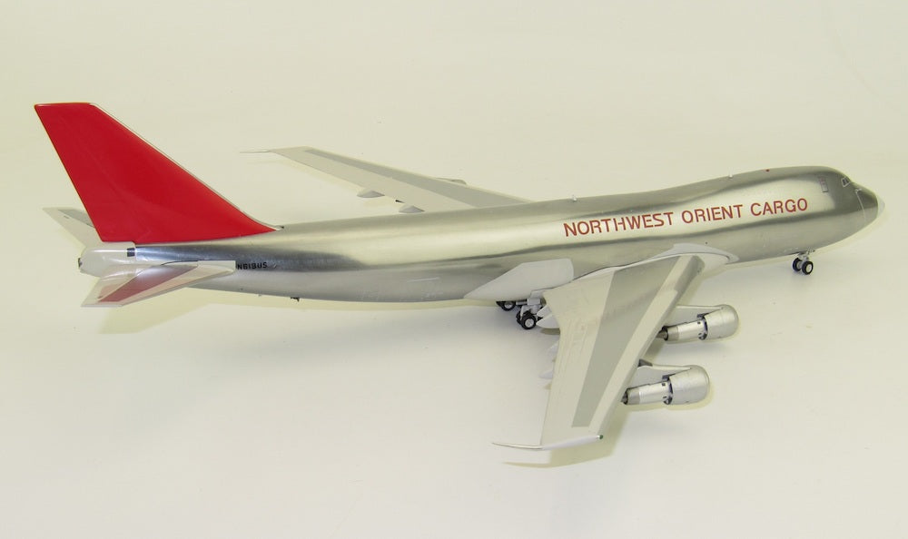 WB MODELS B747-200 NORTHWEST ORIENT CARGO REG: N619US