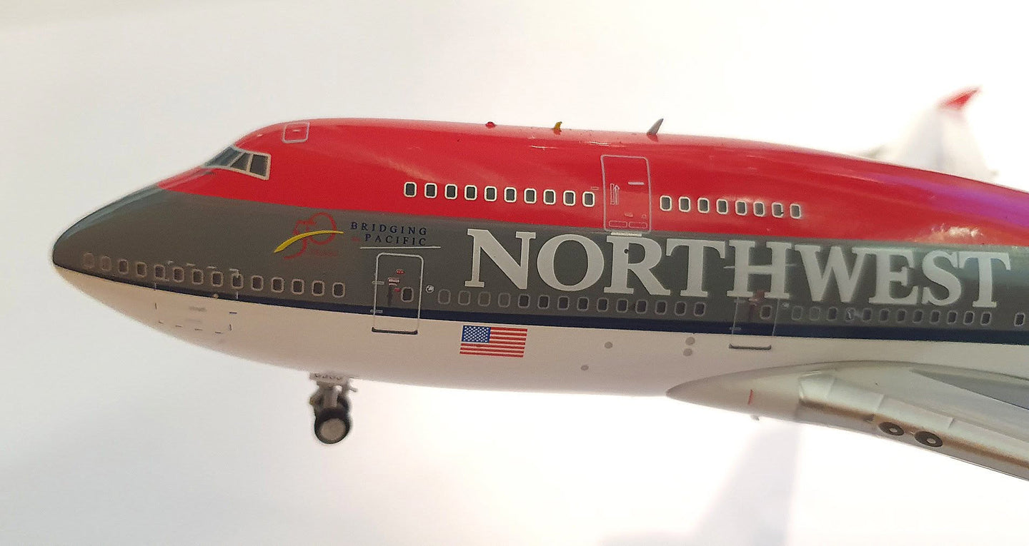WB MODELS B747 NORTHWEST AIRLINES REG: N665US