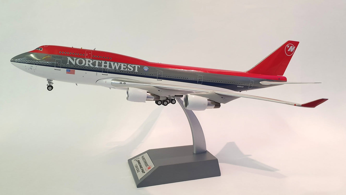 WB MODELS B747 NORTHWEST AIRLINES REG: N665US