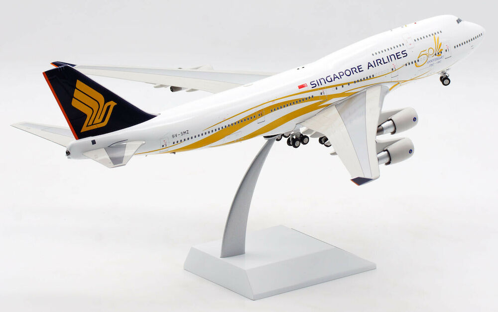 WB MODELS B747-400 SINGAPORE AIRLINES REG: 9V-SMZ