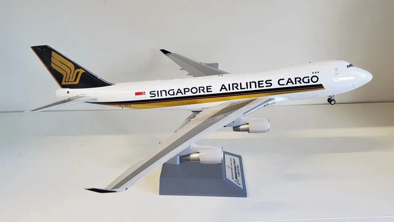 WBMODELS B747 SINGAPORE AIRLINES CARGO REG: 9V-SFQ