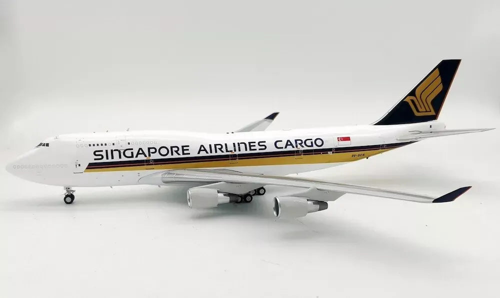 WB MODELS B747-400 SINGAPORE AIRLINES CARGO REG: 9V-SCA