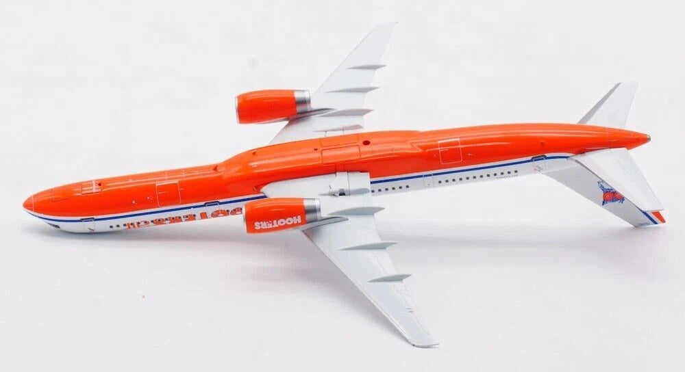 WB MODELS B757-2G5 HOOTERS AIR REG: N750WL