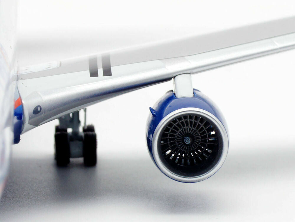 WB MODELS B767-300 CANADIAN AIRLINES REG: C-GSCA