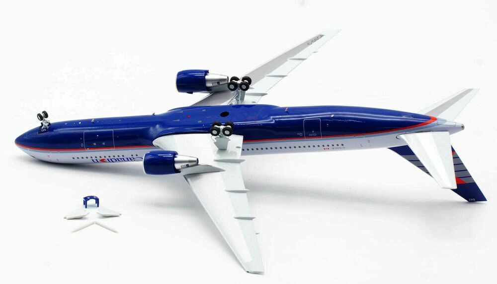 WB MODELS B767-300 CANADIAN AIRLINES REG: C-GSCA