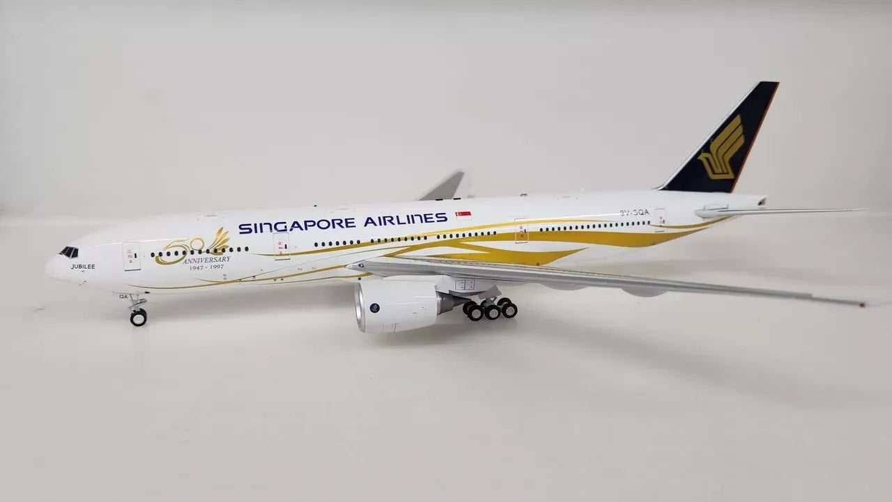 WB MODELS B777-212/ER SINGAPORE AIRLINES REG: 9V-SQA