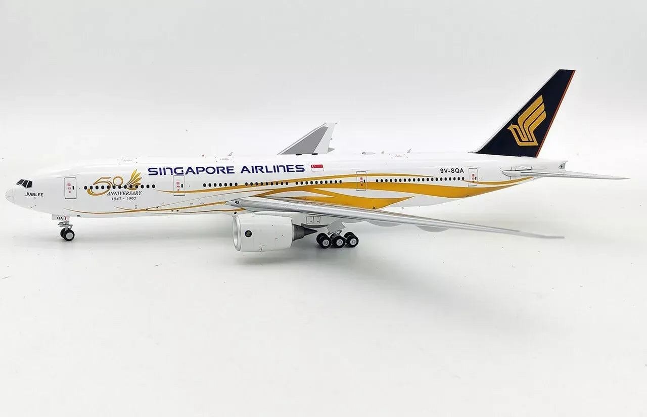 WB MODELS B777-212/ER SINGAPORE AIRLINES REG: 9V-SQA