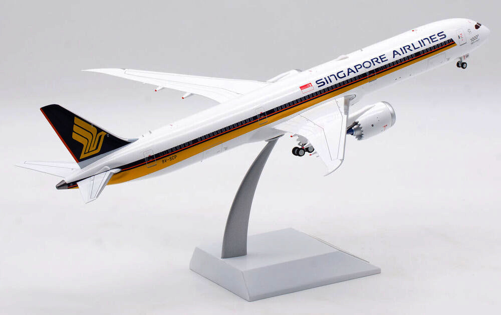WB MODELS B787-10 SINGAPORE AIRLINES REG: 9V-SCP