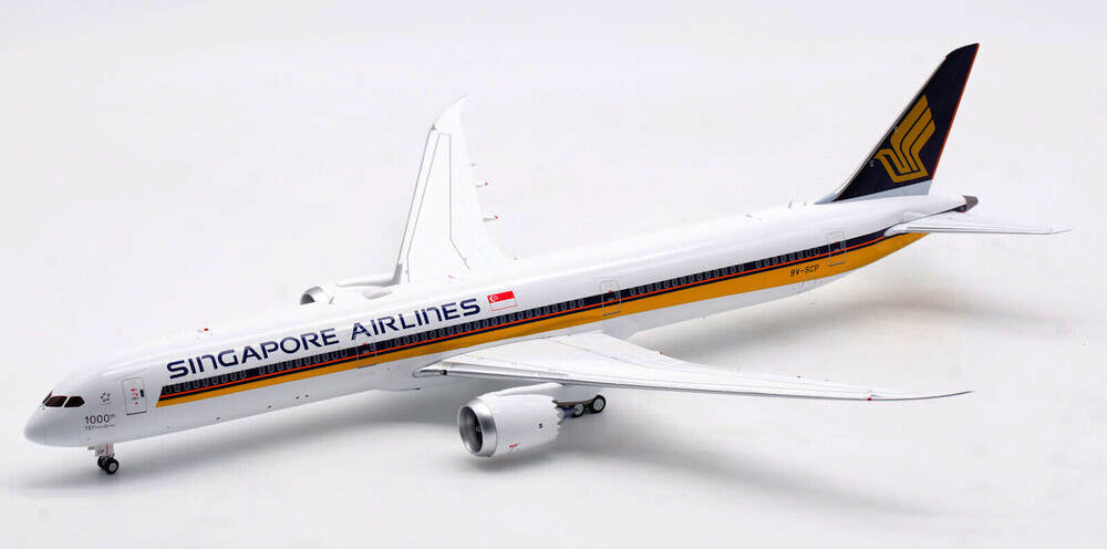 WB MODELS B787-10 SINGAPORE AIRLINES REG: 9V-SCP