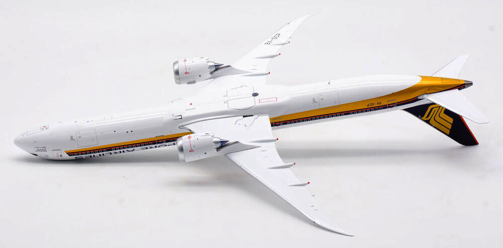 WB MODELS B787-10 SINGAPORE AIRLINES REG: 9V-SCP