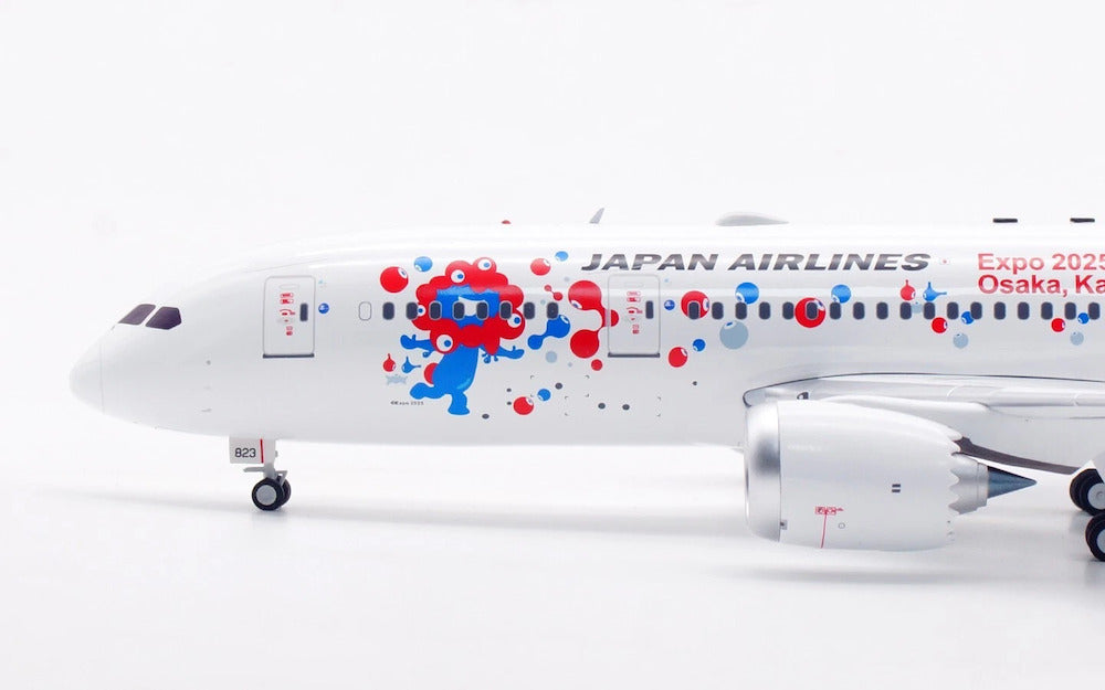WB MODELS B787-8 DREAMLINER JAPAN AIR LINES (JAL) REG: JA823J "EXPO CELEBRATION"