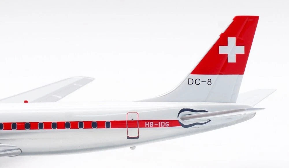 WB MODELS DC-8-62 SWISSAIR REG: HB-IDG WITH STAND