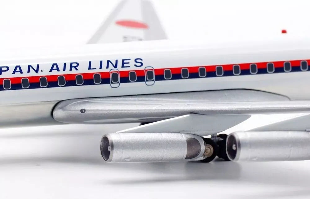 WB MODELS DC-8-62 JAPAN AIR LINES REG:JA8033
