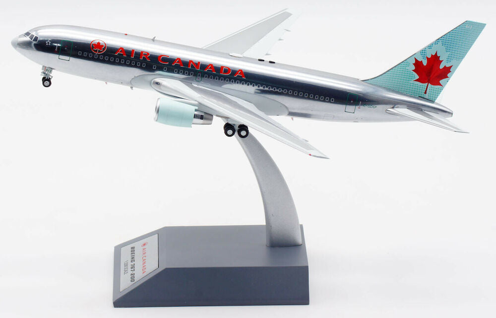 WB MODELS B767-233/ER AIR CANADA REG: C-GDSP
