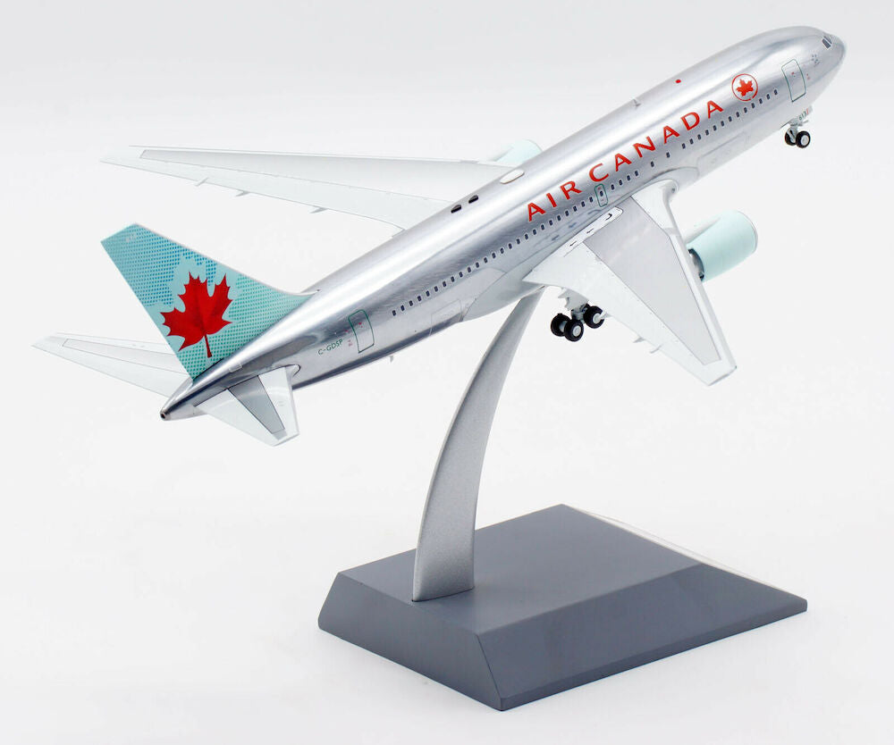 WB MODELS B767-233/ER AIR CANADA REG: C-GDSP