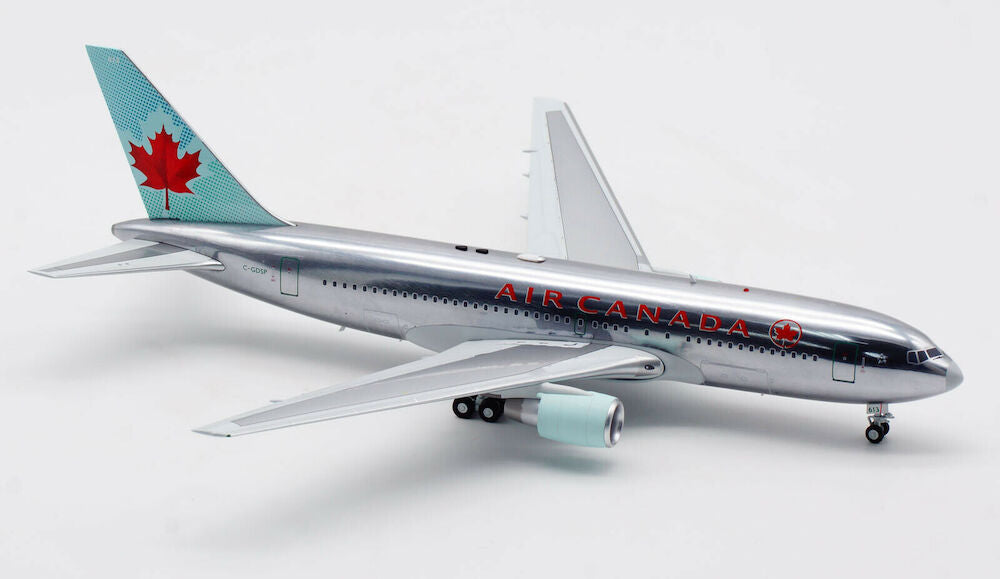 WB MODELS B767-233/ER AIR CANADA REG: C-GDSP
