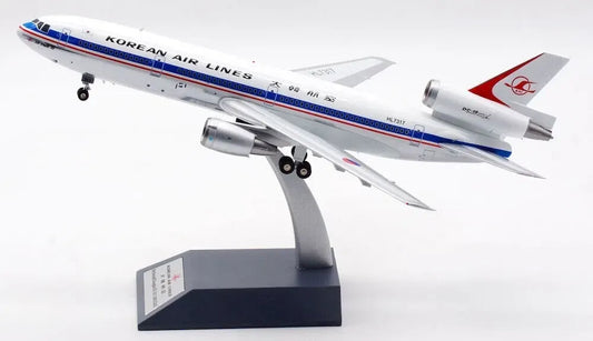 WB MODELS DC-10-30 KOREAN AIR LINES REG: HL7137