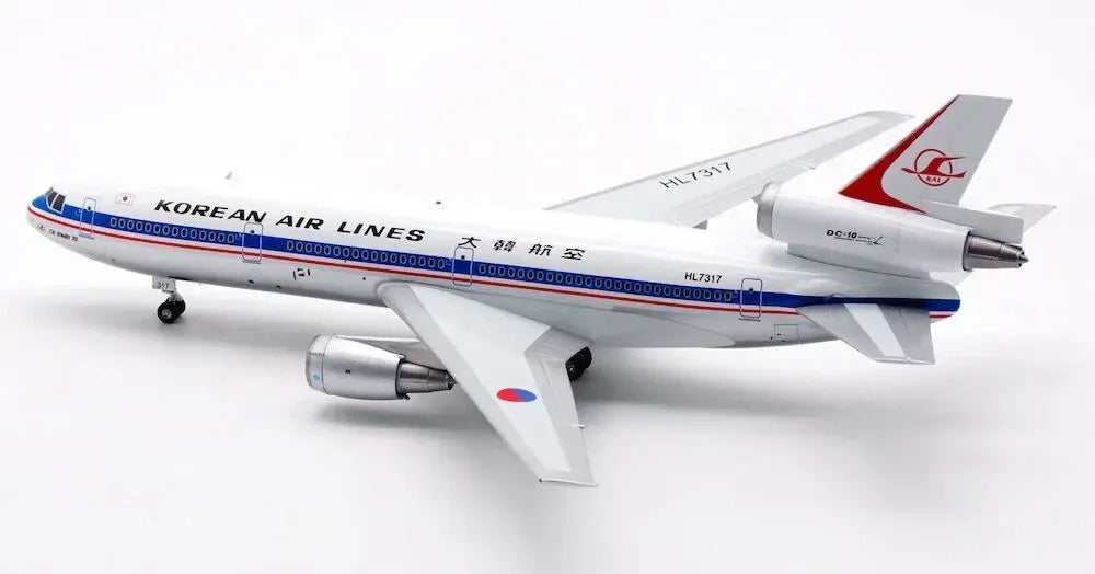 WB MODELS DC-10-30 KOREAN AIR LINES REG: HL7137