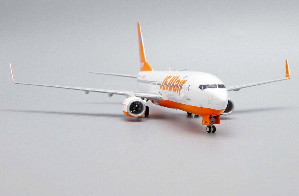 JC WINGS B737-800 JEJU AIR REG: HL8049
