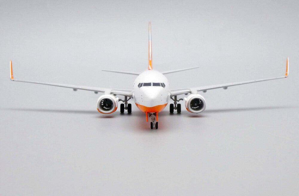 JC WINGS B737-800 JEJU AIR REG: HL8049