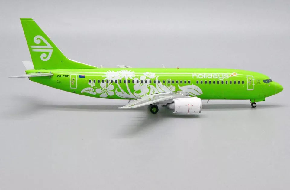 JCWINGS B737-300 AIR NEW ZEALAND "HOLIDAYS" REG: ZK-FRE