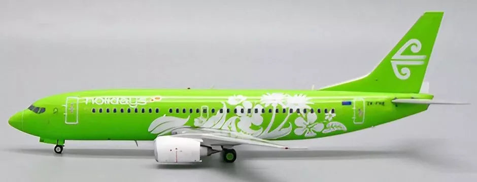 JCWINGS B737-300 AIR NEW ZEALAND "HOLIDAYS" REG: ZK-FRE