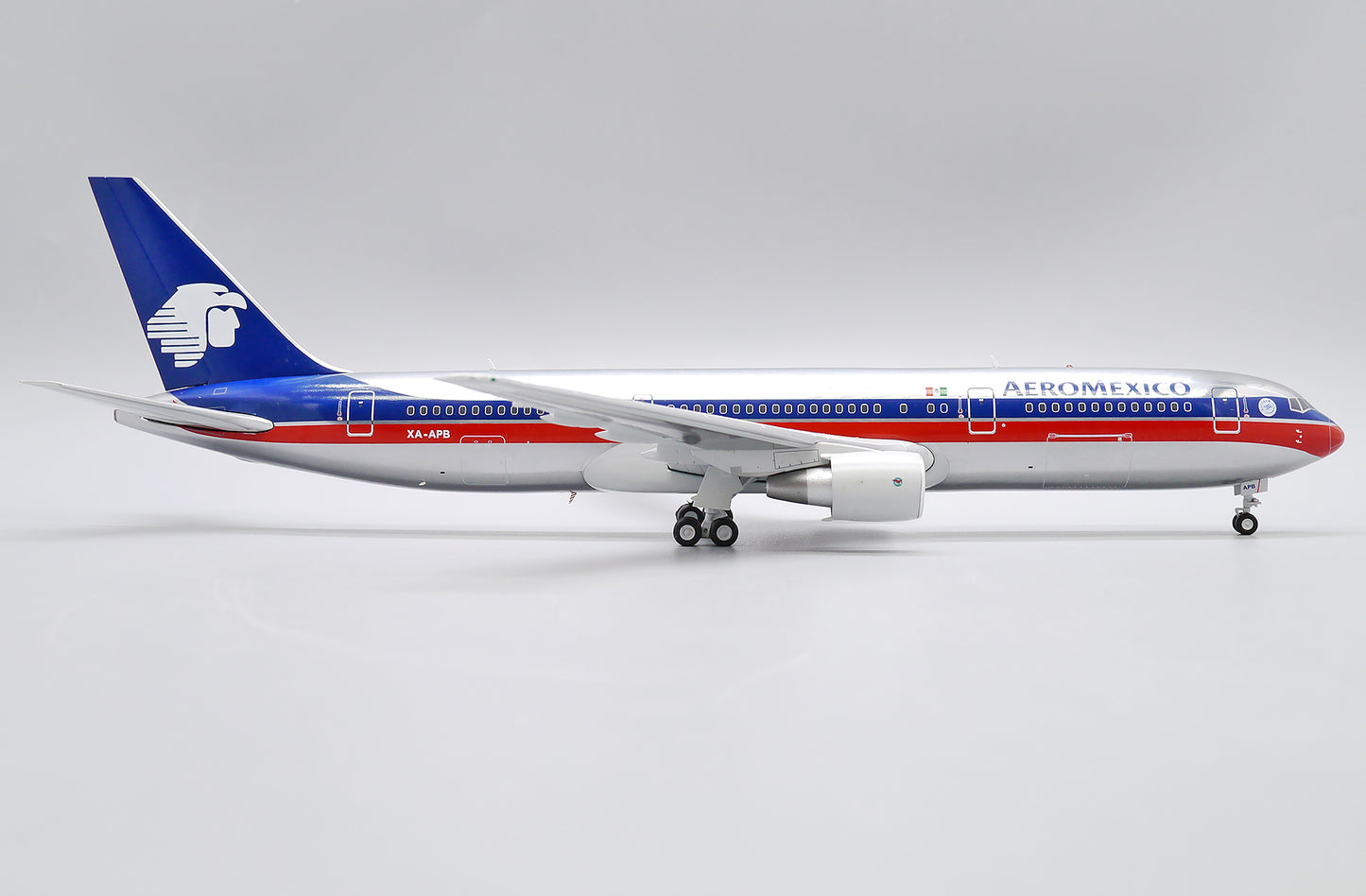 JC WINGS B767-300ER AEROMEXICO "OLD COLOURS" (POLISHED) REG: XA-APB