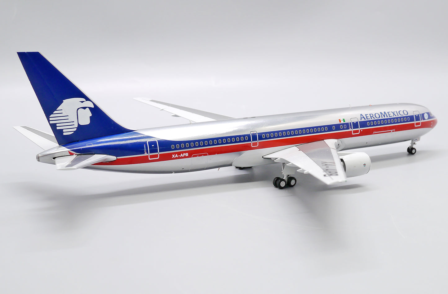 JC WINGS B767-300ER AEROMEXICO "OLD COLOURS" (POLISHED) REG: XA-APB