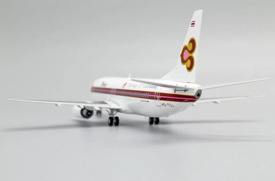 JC WINGS B737-400 THAI AIRWAYS "THE KINGS 72ND CELEBRATION" REG: HS-TDJ