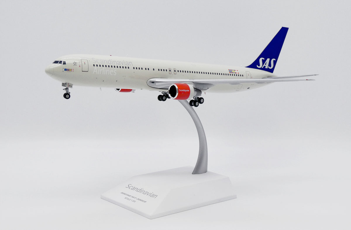 JC WINGS B767-300ER SAS SCANDINAVIAN AIRLINES REG: LN-RCH