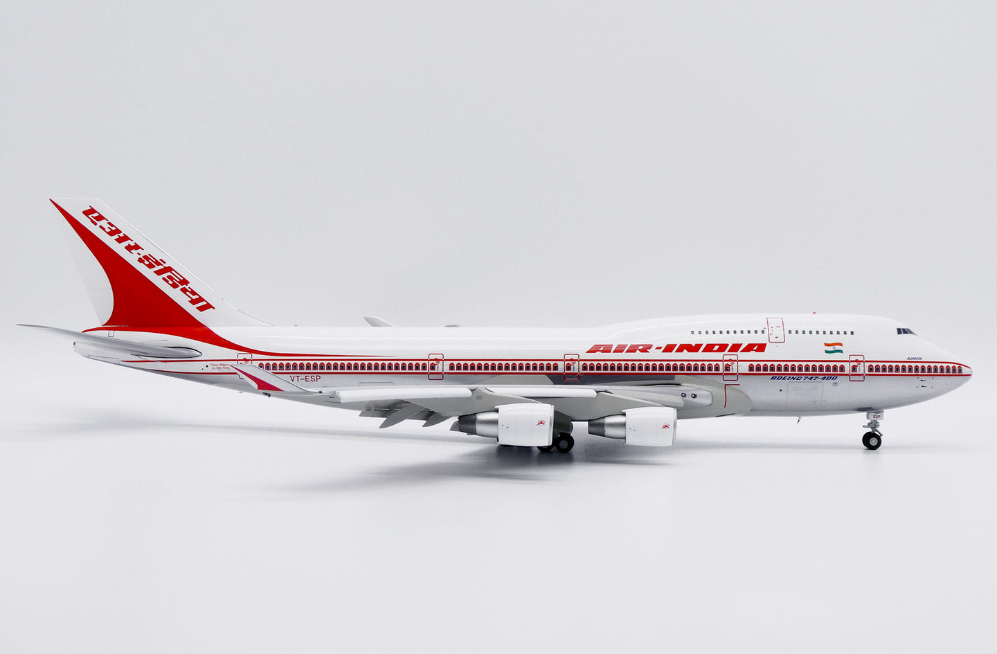 JC WINGS B747-400 AIR INDIA (POLISHED) (FLAPS DOWN) REG: VT-ESP