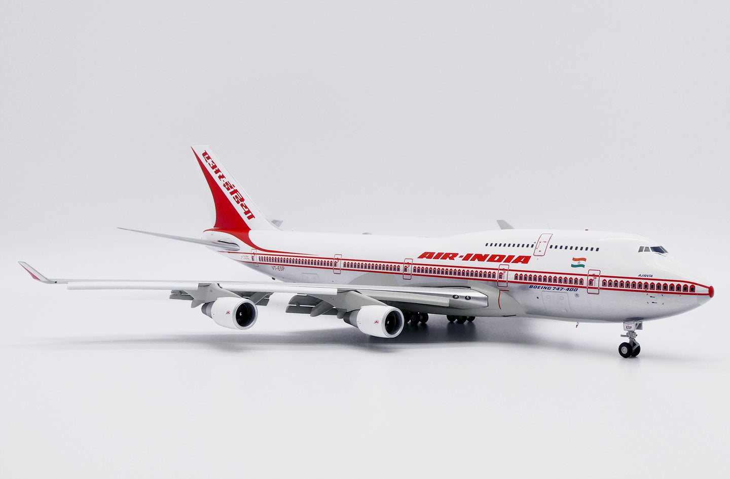 JC WINGS B747-400 AIR INDIA (POLISHED) (FLAPS DOWN) REG: VT-ESP