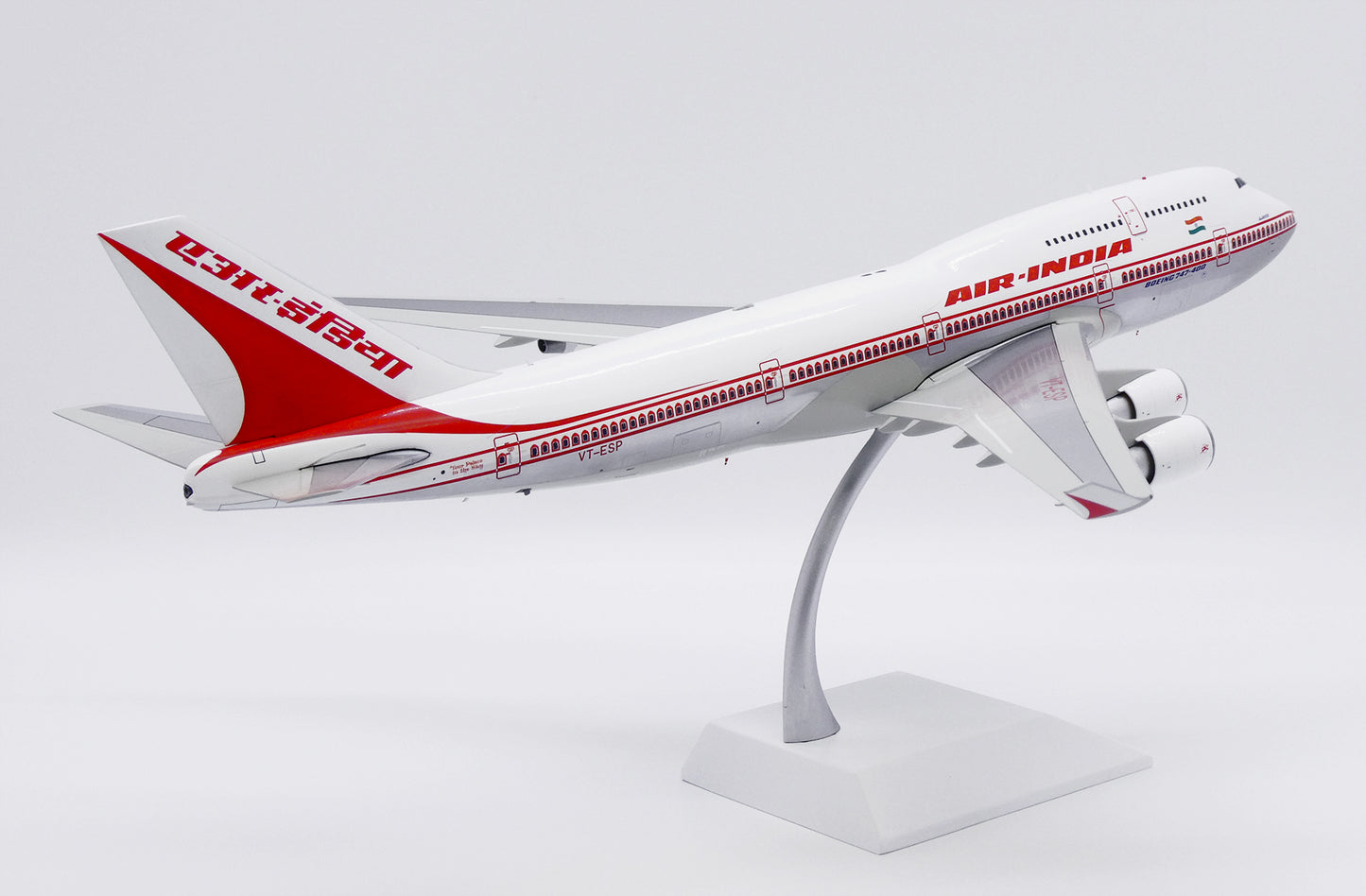 JC WINGS B747-400  AIR INDIA (POLISHED) REG: VT-ESP