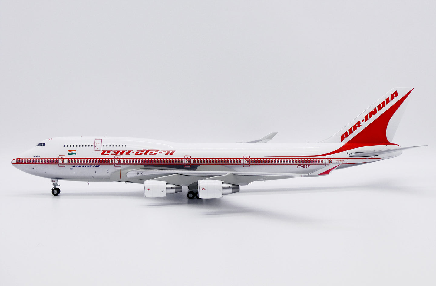 JC WINGS B747-400  AIR INDIA (POLISHED) REG: VT-ESP