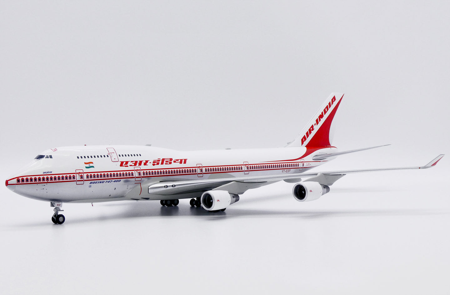 JC WINGS B747-400  AIR INDIA (POLISHED) REG: VT-ESP