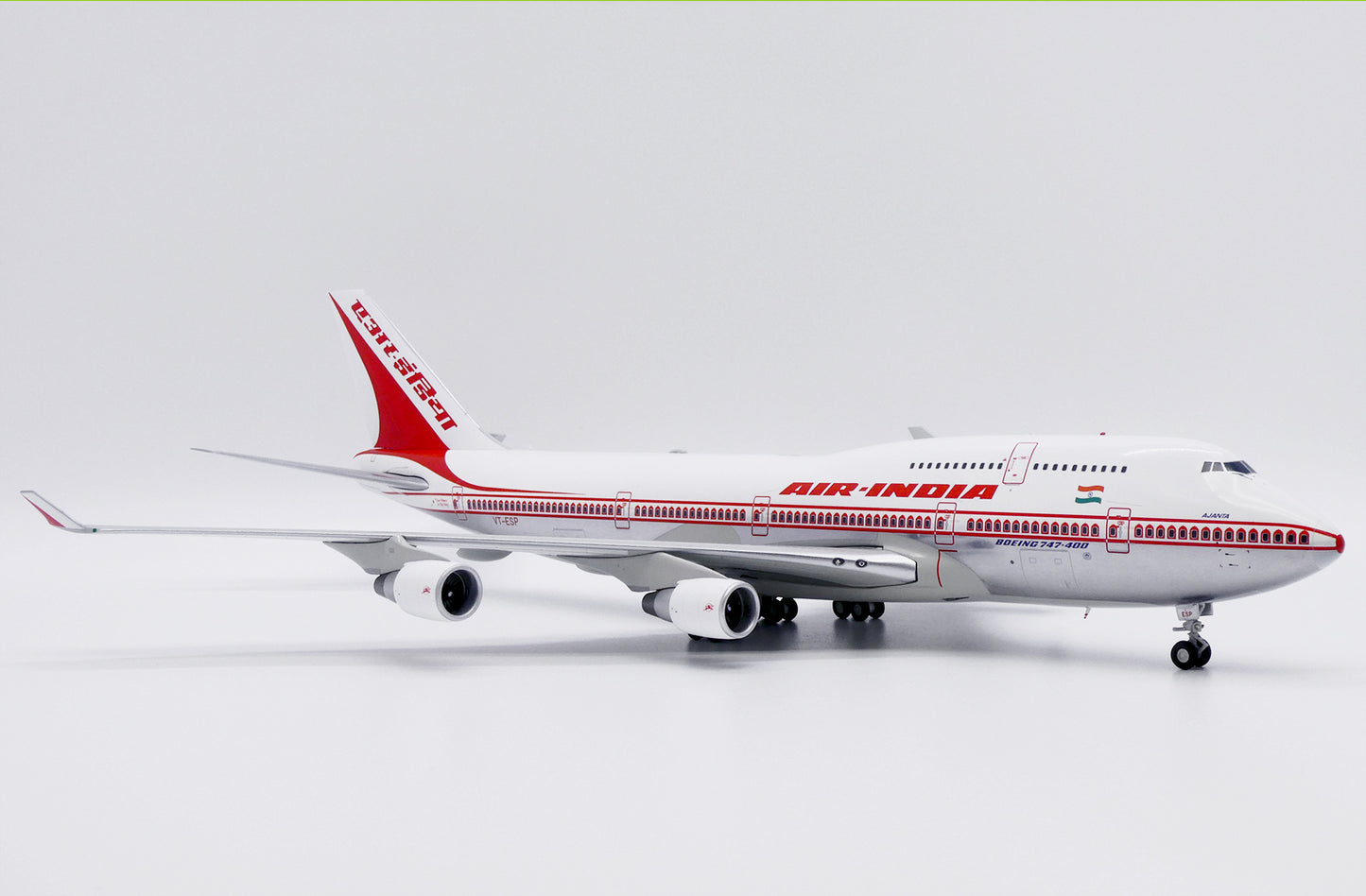 JC WINGS B747-400  AIR INDIA (POLISHED) REG: VT-ESP