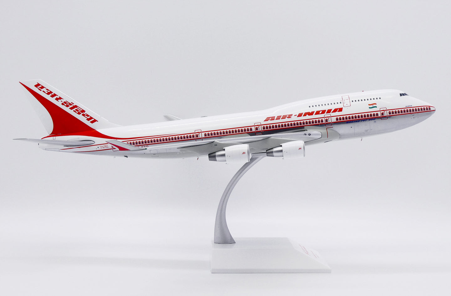 JC WINGS B747-400  AIR INDIA (POLISHED) REG: VT-ESP