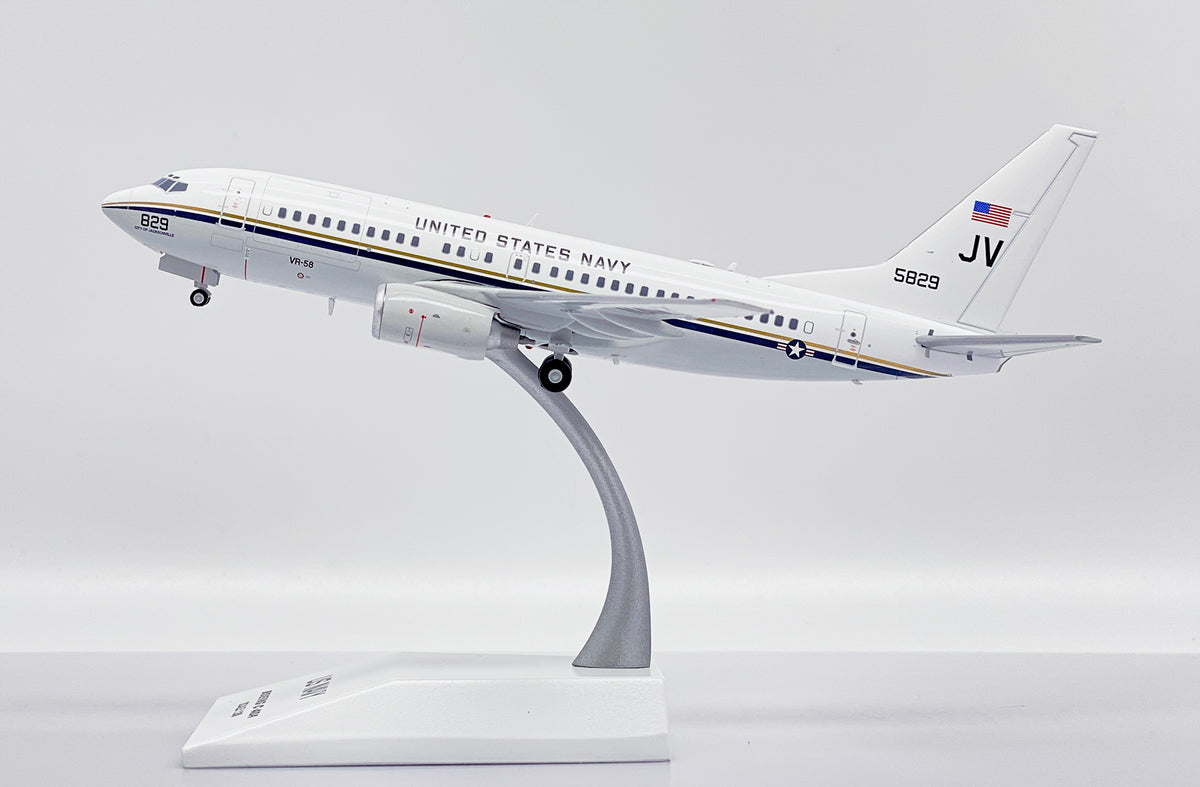 JC WINGS C-40A CLIPPER US NAVY REG: 165829