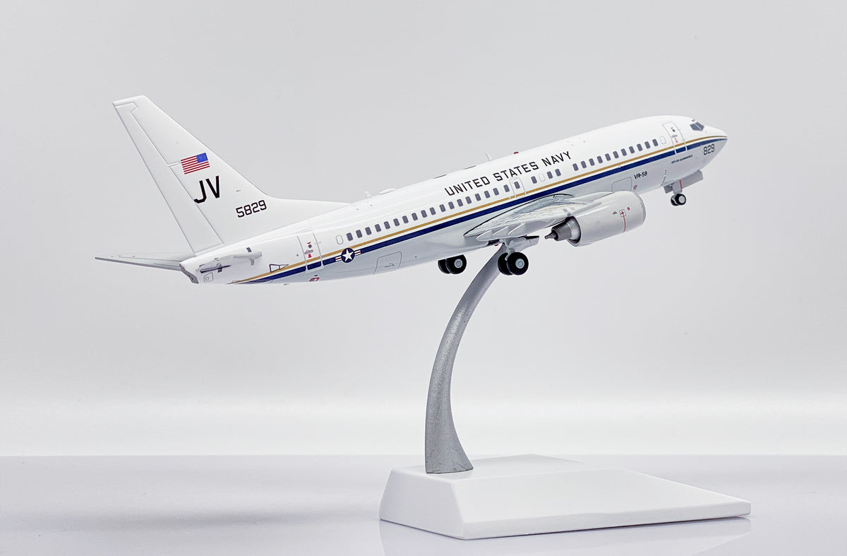 JC WINGS C-40A CLIPPER US NAVY REG: 165829
