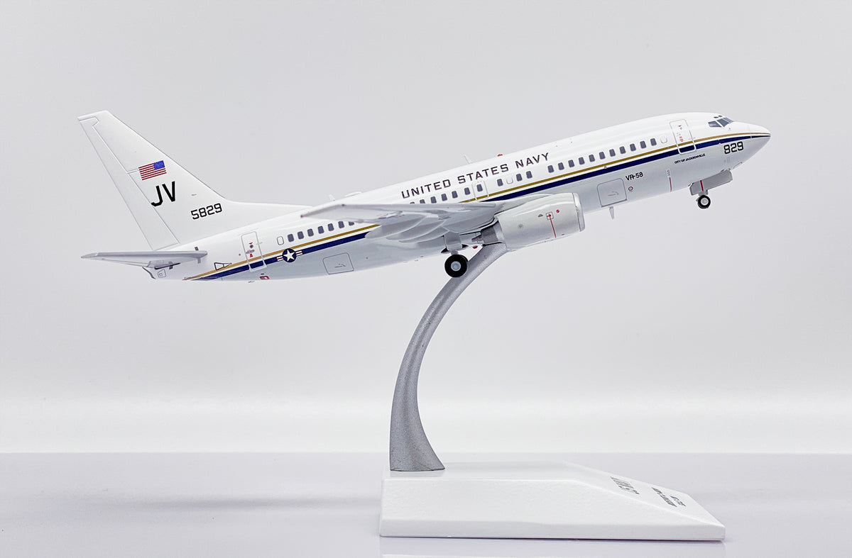 JC WINGS C-40A CLIPPER US NAVY REG: 165829