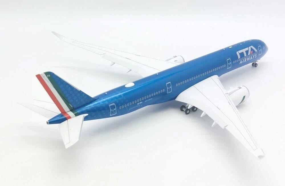 JCWINGS  A350-900XWB ITA AIRWAYS (FLAPS DOWN) REG: EI-IFA