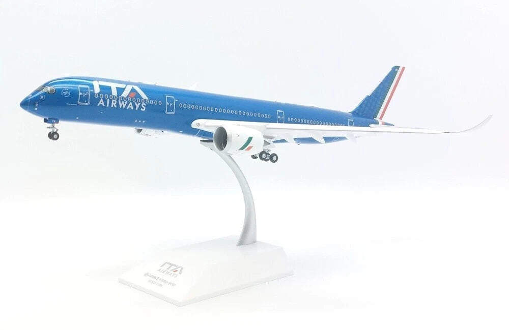 JCWINGS  A350-900XWB ITA AIRWAYS (FLAPS DOWN) REG: EI-IFA