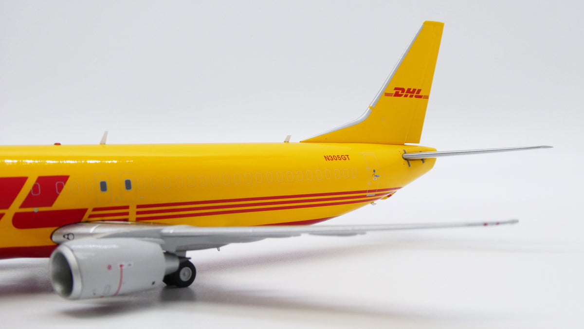 JC WINGS B737-400(SF) DHL SOUTHERN AIR REG: N305GT